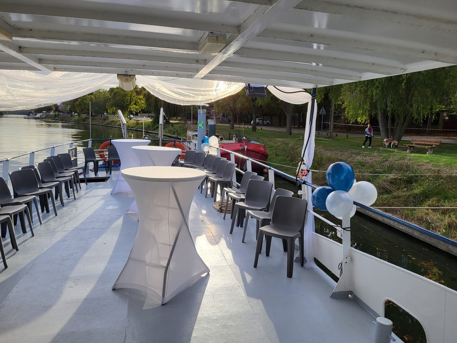 slider 7 Bateau Restaurant Croisiere 150 Passagers